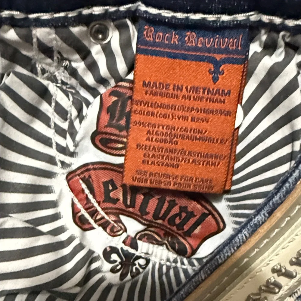 💥 Rock Revival Women's Distressed “Yui” Blue Boot Cut Jeans {27} 30” inseam. 💥 - Picture 12 of 16